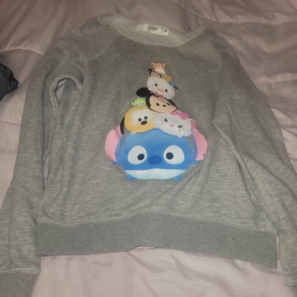 Disney tusm sweater  size small